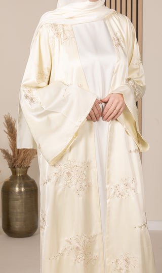 Jaquard Baroque Kimono Set - Cream Flower