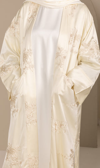 Jaquard Baroque Kimono Set - Cream Flower II