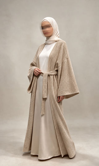 Lang mantelvest met ceintuur, beige, driekwart brede mouwen en open voorpand