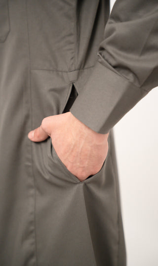 Chino Saudi Qamis - Dunkelgrau