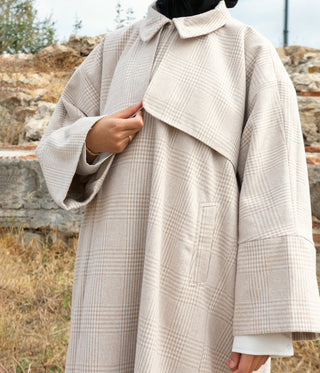 IYSI mantel DAIMA- Modest Couture