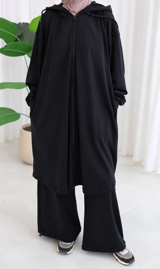 Modest Sportpak/Tracksuit by UsW 2026