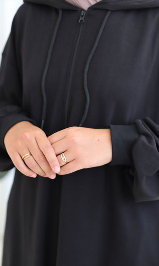 Modest Sportpak/Tracksuit by UsW 2026