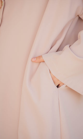 Elizabeth Offenes Abaya-Set – Rosécreme
